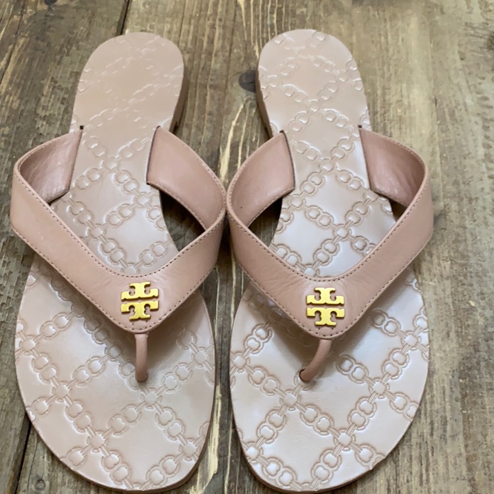 Tory Burch Thora Thong  Leather Flat Sandals AKA Flip-flops
